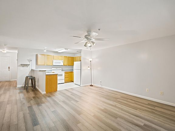 5th image of 2801 Trailwood Pines Ln