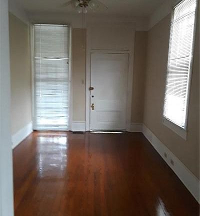 3rd image of 3820 Prytania St