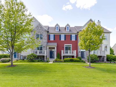 178 Goldenhill St, Carol Stream, IL, 60188