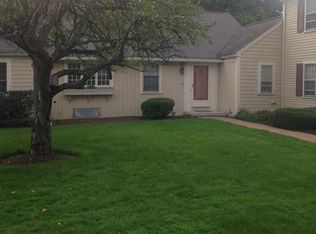 26 Seaborn Pl, Lexington, MA 02420