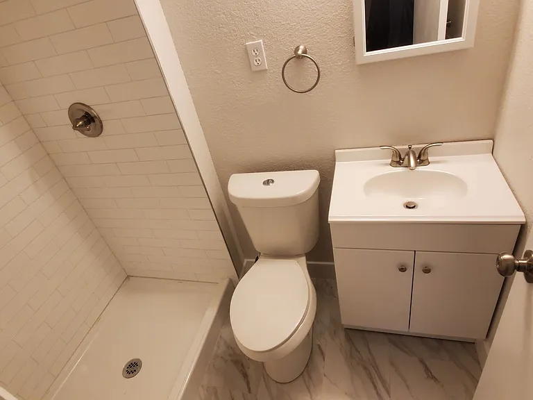 5820 W 9th Ave — Photo 15