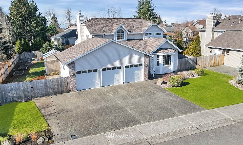 Welcome home to this stunning 2 story with designer finishes throughout! Ample driveway and RV parking,