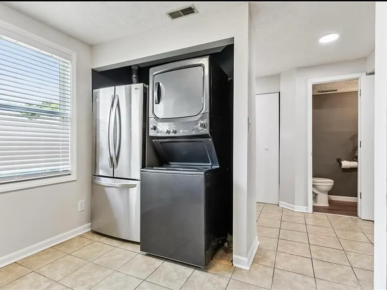 1315 Peabody Dr — Photo 7