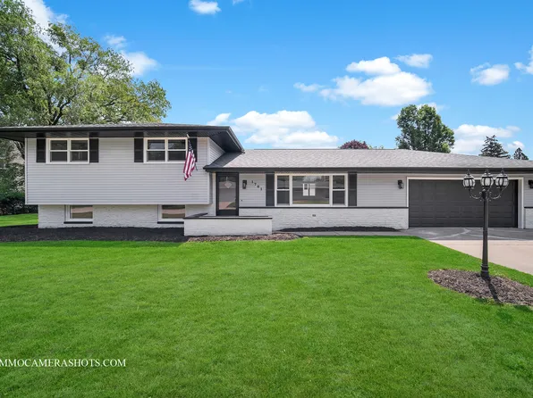 1701 Newton Dr, Morris, IL 60450