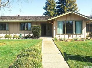 4881 Oak Vista Dr, Carmichael, CA 95608