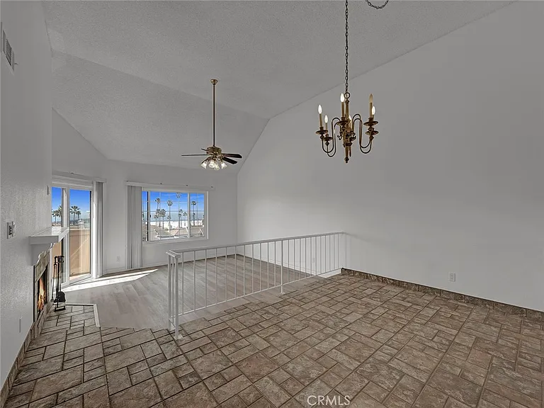 630 Island View Cir — Photo 11