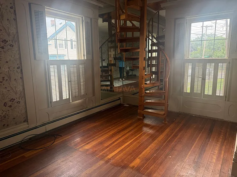 72 College Ave #1 — Photo 1