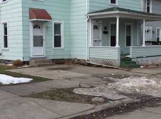 564 Bacon St, Erie, PA 16511
