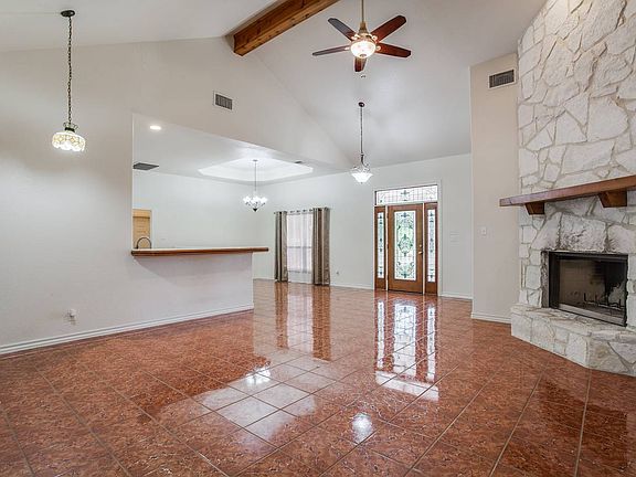 4th image of 26749 Timberline Dr
