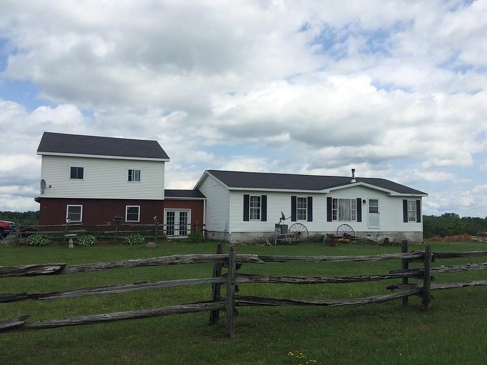 1st image of 52 Pleasant Dr