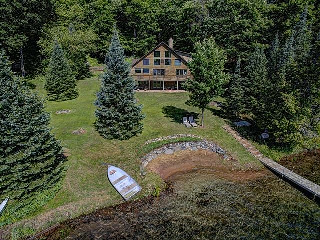 1st image of 858 Smoky Lake Dr