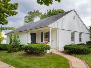 2376 N Swan Blvd, Milwaukee, WI 53226