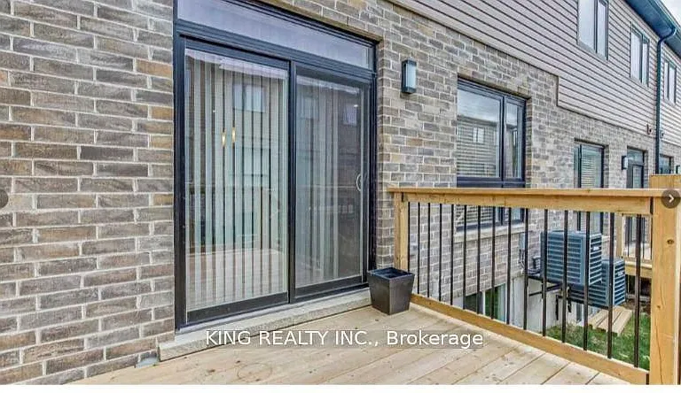 811 Sarnia Rd #60 — Photo 21
