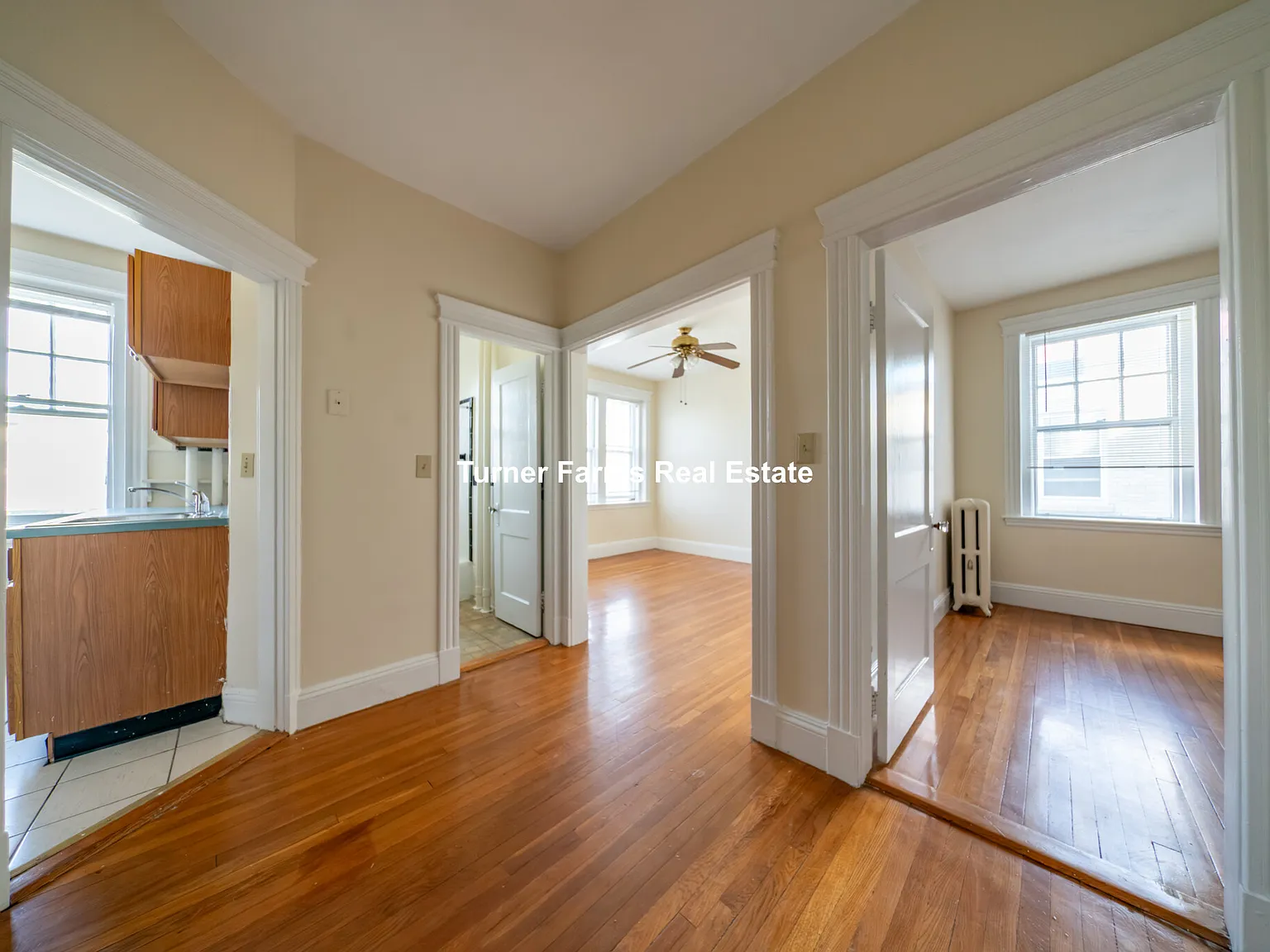 1 bed, 9999 sqft, $2,600 — Photo 4