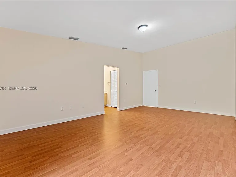 2525 NE 135th St #2525 — Photo 23