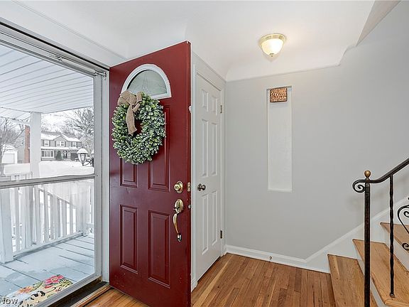 5th image of 1284 Brainard Rd