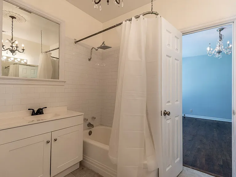 215 W Jessamine Ave — Photo 10
