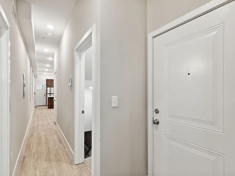 1333 Snyder Ave #1 — Photo 7
