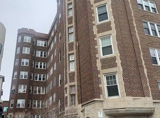 6334 N Sheridan Rd UNIT 1C, Chicago, IL 60660