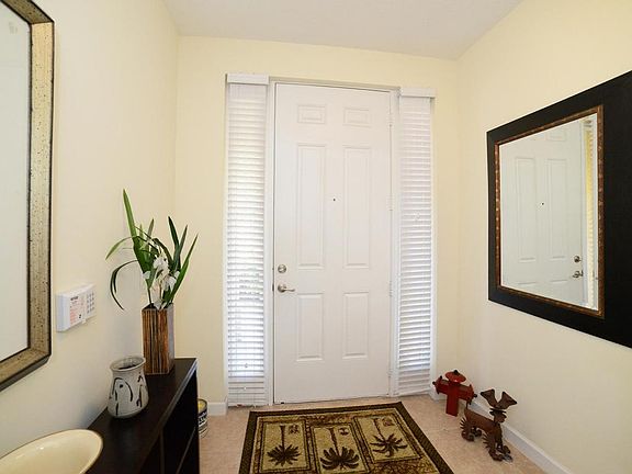 Home For Sale In Harbour Oaks