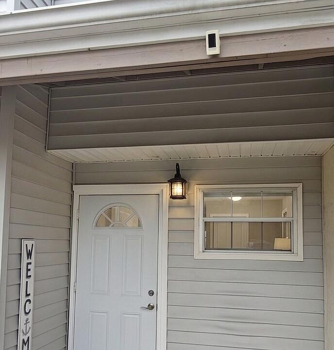 1st image of 4874 N Hemingway Circle