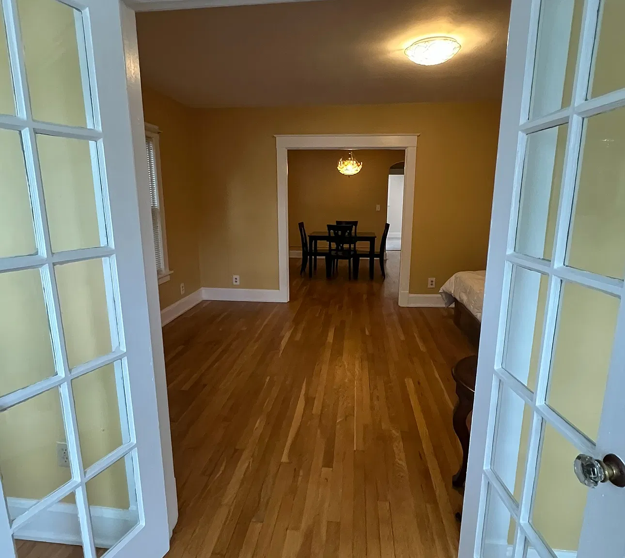 3 bed, 2000 sqft, $2,500 — Photo 3