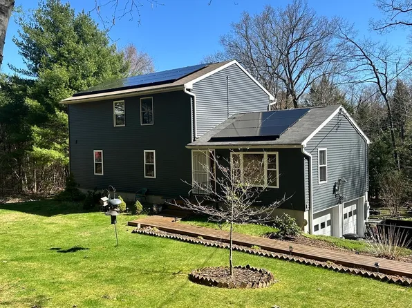 326 W River St, Orange, MA 01364