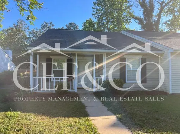 61 Sweetbriar Ln, Spartanburg, SC 29301