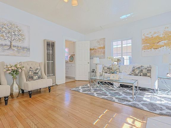 4th image of 421 Elizabeth St