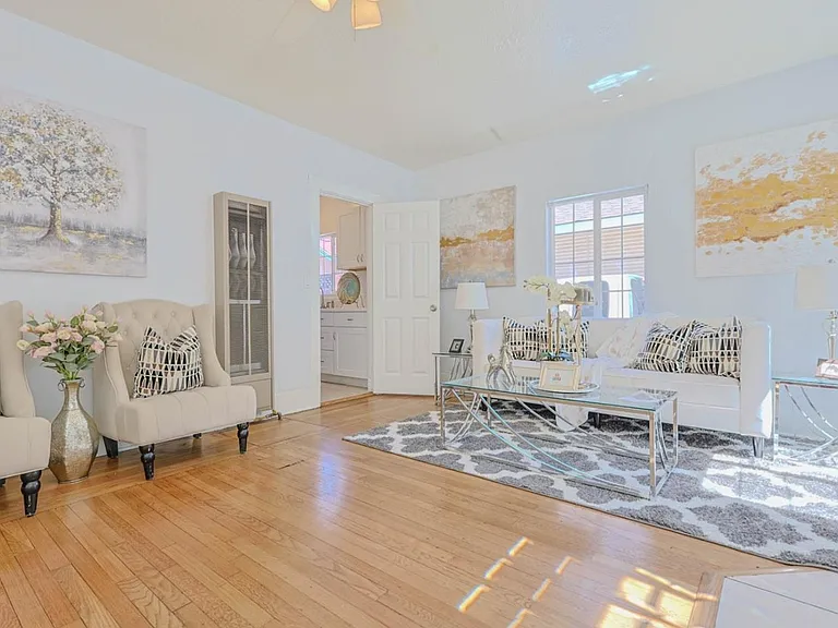 421 Elizabeth St — Photo 4