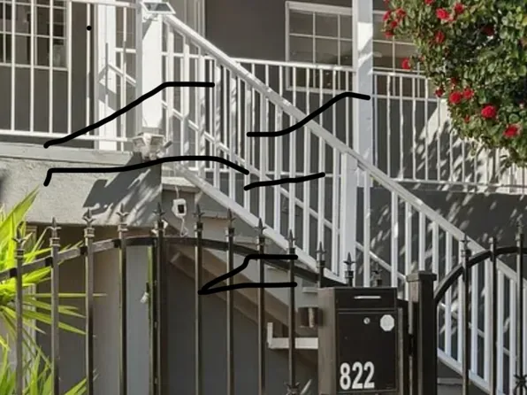 822 Henry St, Oakland, CA 94607