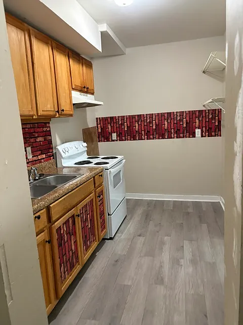 3223 5th Ave