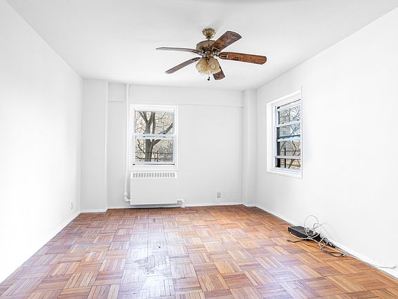 4th image of 2 Fordham Hill Oval APT 5D
