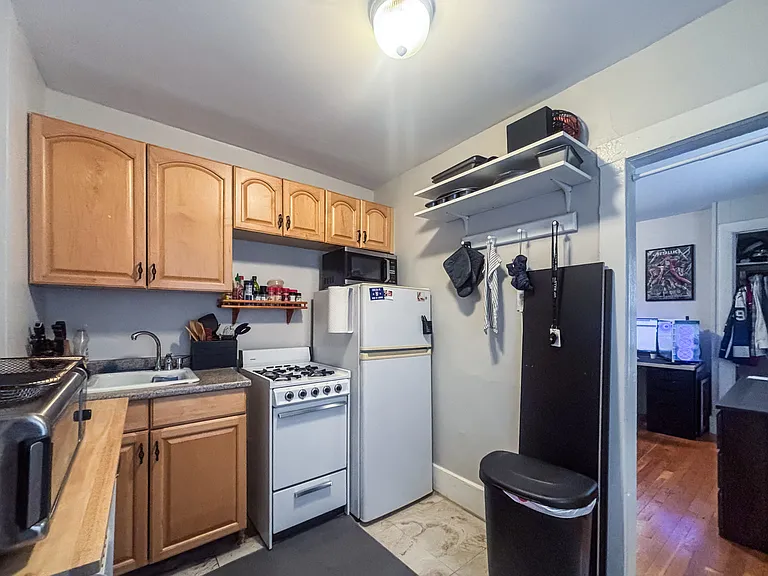 57 Dwight St #4 — Photo 10