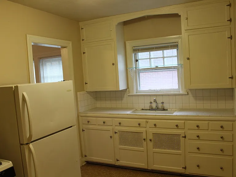 423 Wallace Ave #1 — Photo 21