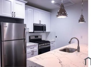 21522 Murdock Ave, Queens Village, NY 11429