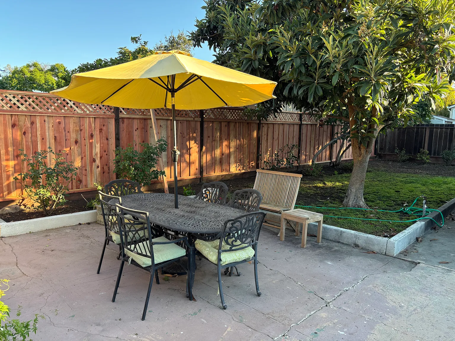 3 bed, 1142 sqft, $4,700 — Photo 1