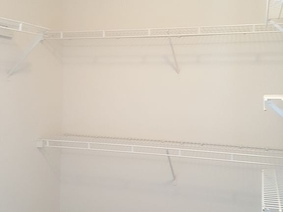 2 walk-in closets