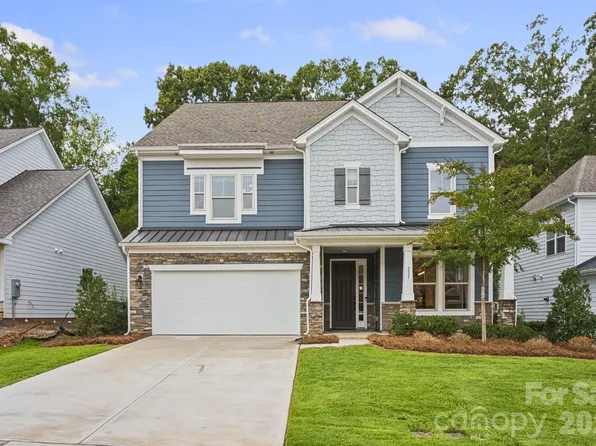 131 Welcombe St, Mooresville, NC 28115