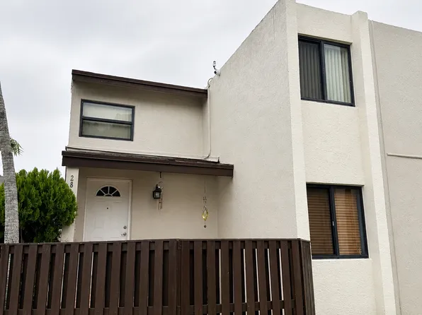 10282 NW 9th Street Cir, Miami, FL