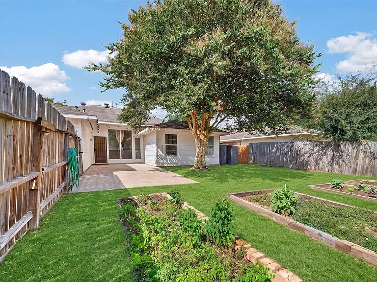 15307 Flemington Ave — Photo 35