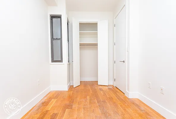 Rented by MySpaceNYC | media 37