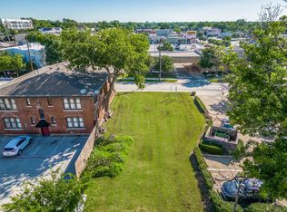 911 N Haskell Ave, Dallas, TX 75204