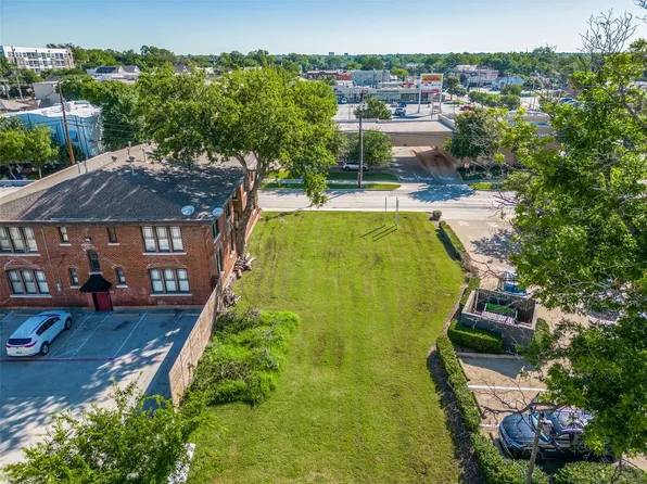 911 N Haskell Ave, Dallas, TX 75204