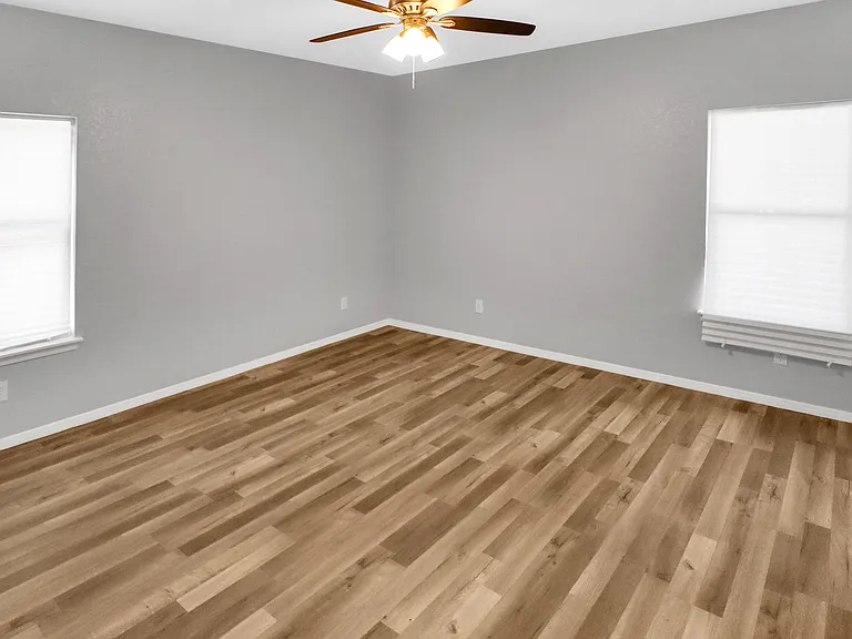 1416 Skyline Hls — Photo 19