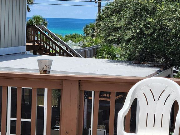 4th image of 604 Dolphin St