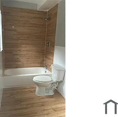 114 Maple St #1R — Photo 9