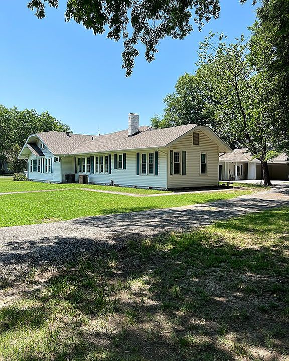 209 S 4th St, Des Arc, AR 72040 Zillow