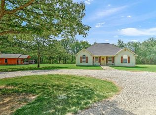 902 Wainscott Rd, Sadler, TX 76264