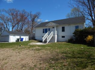 15 Ferncliff Ave, Springfield, MA 01119